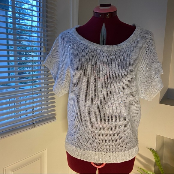 WD.NY women white and sequins embellished short sleeve sweater. Size S. Used. - Picture 7 of 9